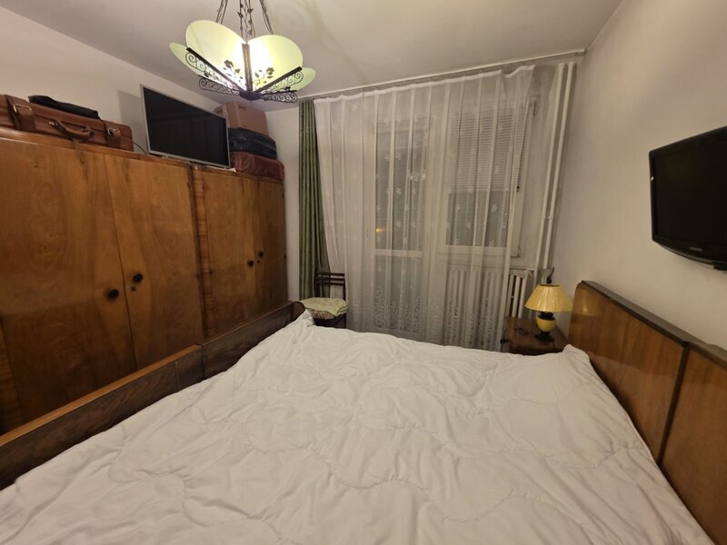 Titan- apropae de parc IOR- 5  minute metrou