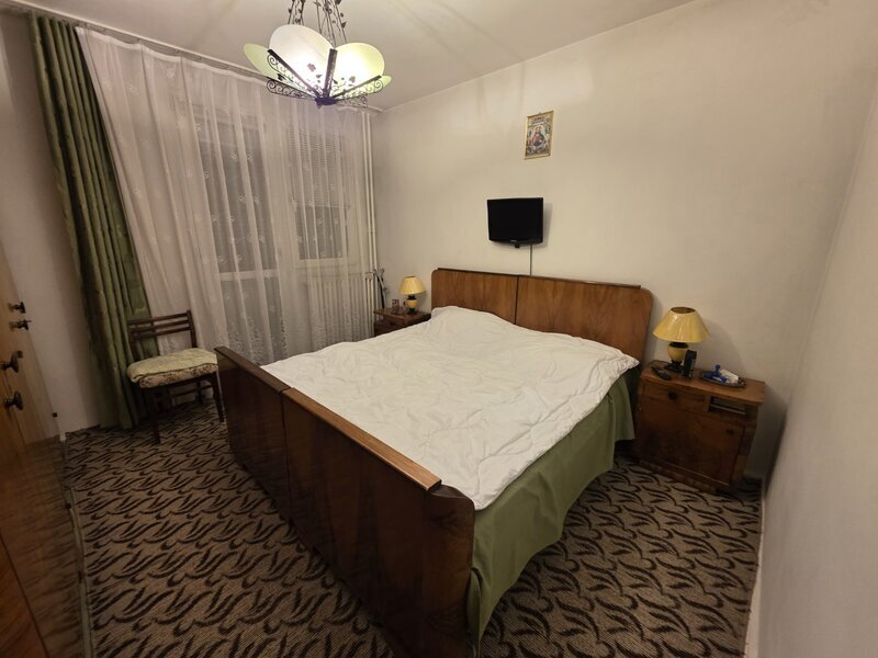 Titan- apropae de parc IOR- 5  minute metrou