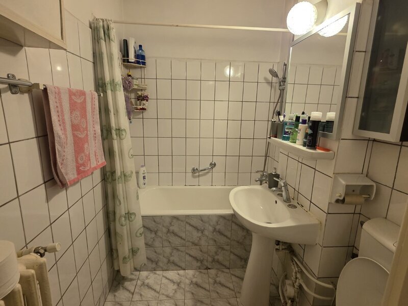 Titan- apropae de parc IOR- 5  minute metrou